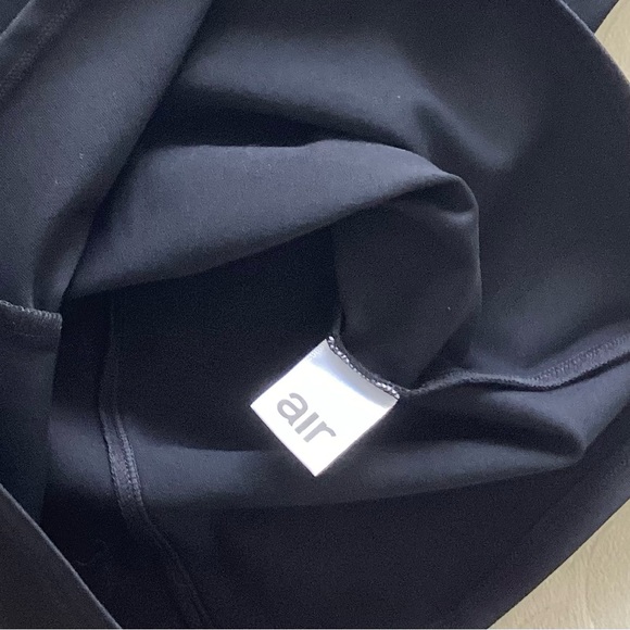 Tank air, cap sleeve baby tee. - Picture 4 of 8